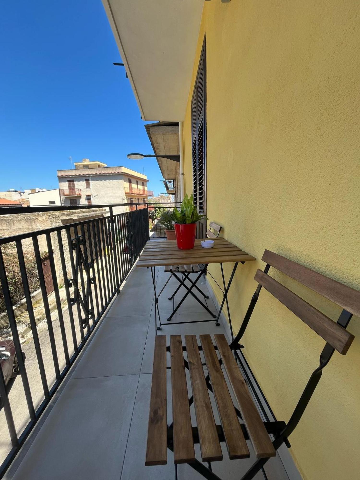Maresia Apartment Altavilla Milicia Kültér fotó